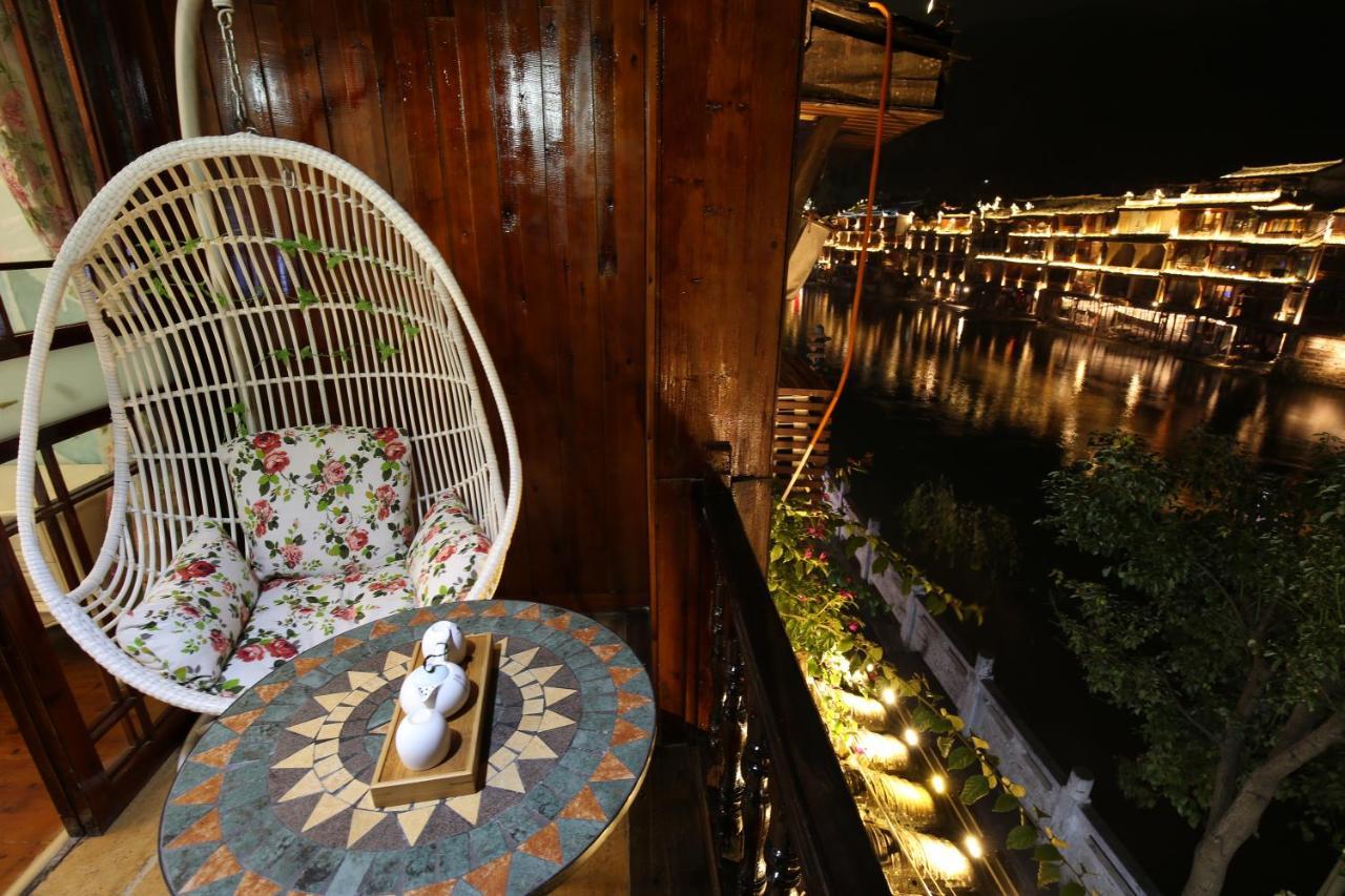 Fenghuang 1St Apartment Kültér fotó